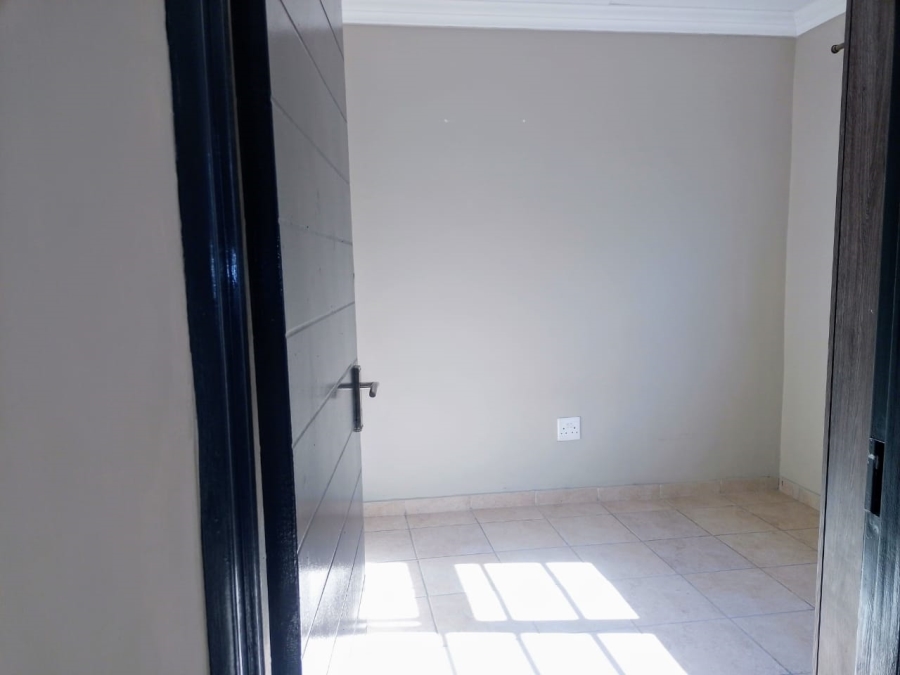 To Let 2 Bedroom Property for Rent in Belhar Western Cape